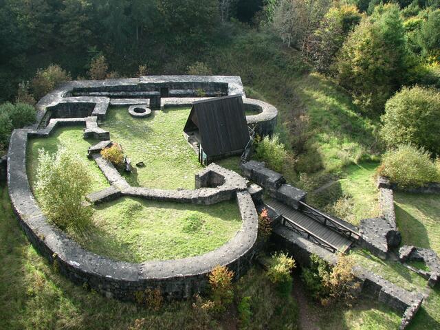 Blick von oben auf die Schlossruine