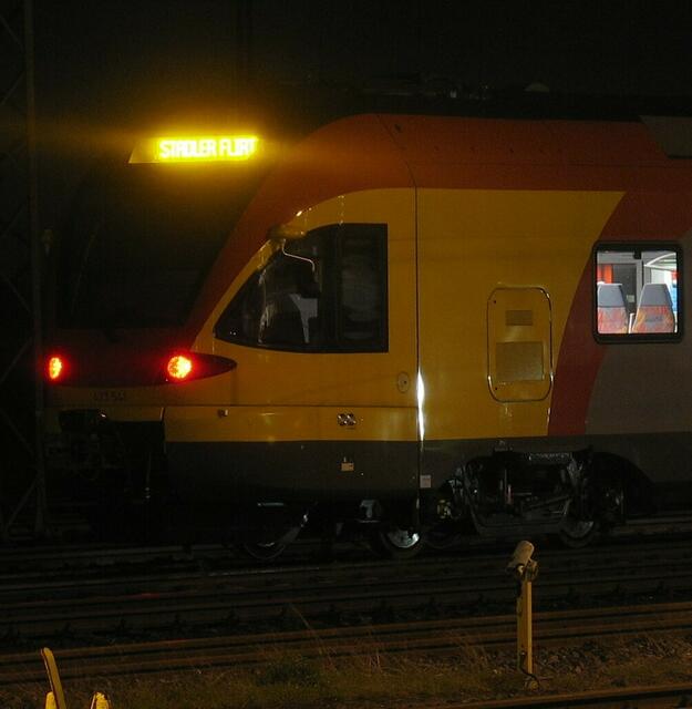 STADLER FLIRT zeigt die Anzeige am 20.10.2010