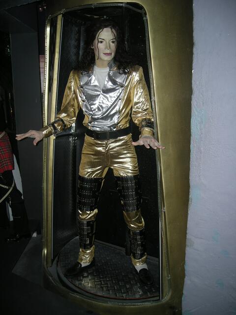 Michael Jackson tourt in HH