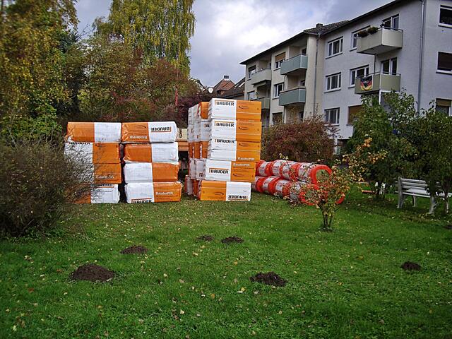 wenn noch mahr angeliefert wird dann muss der Maulwurf auf den Nachbargarten ausweichen