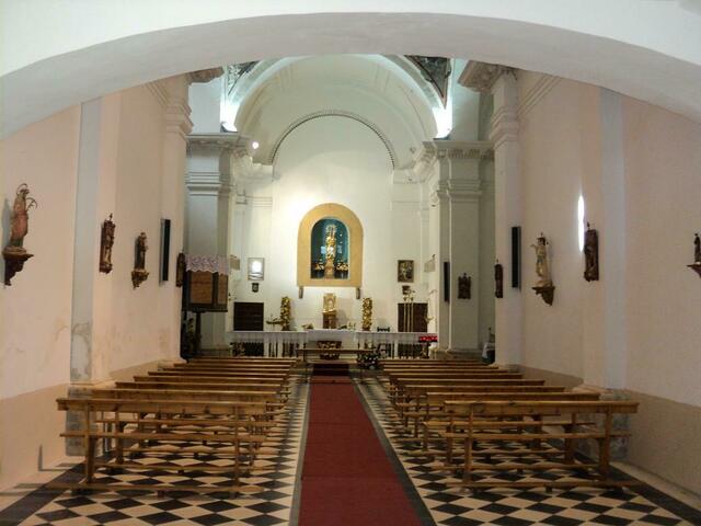 INNENRAUM DER KAPELLE