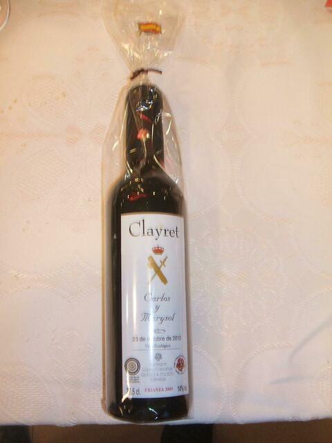 CLAYRET VON CARLOS UND MARYSOL (FLAGGE ZEIGEN)