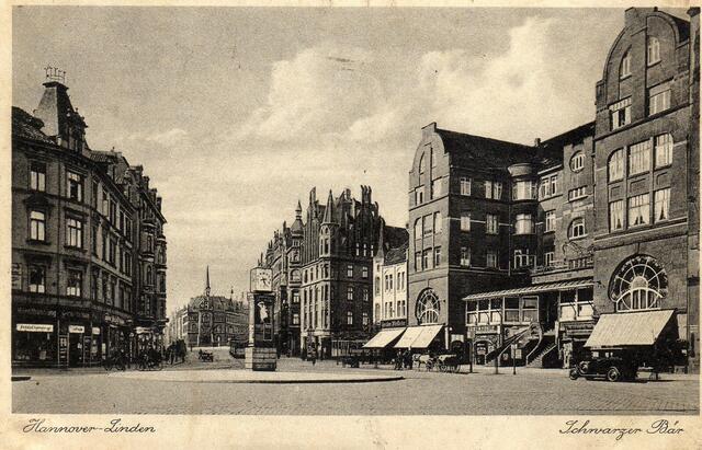 Schwarzer Bär, um 1930. An der Gebäude-Fassade sind viele Jugendstil-Elemente verschwunden. Sie mussten der Epoche "Neue Sachlichkeit" weichen