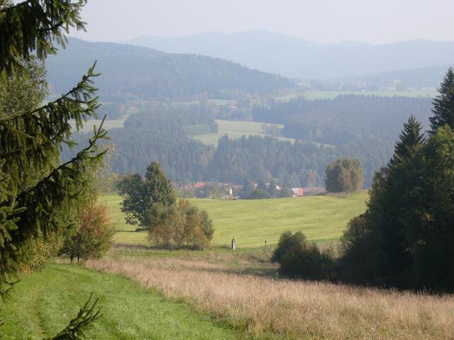 Herrliche Landschaft und ein wunderschöner Blick ins weite Land.