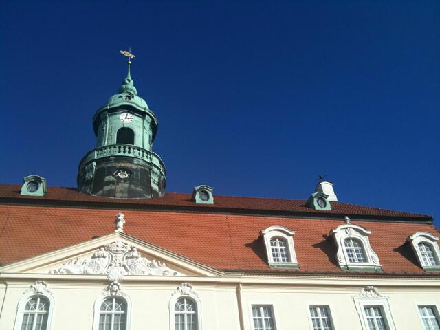 Ausflug in den herbstlichen Barockgarten des Schloß Lichtenwalde bei Chemnitz - Bildergalerie: Fassade