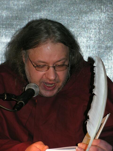 Volker Ilse alias "Pest" liest