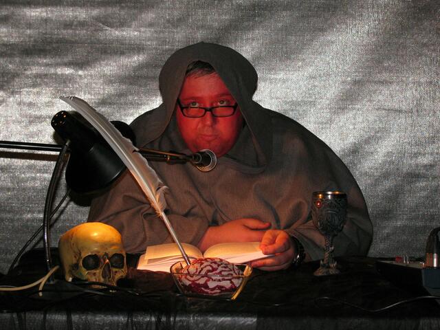 Thomas Backus schreibt übers Essen und gegessen werden!