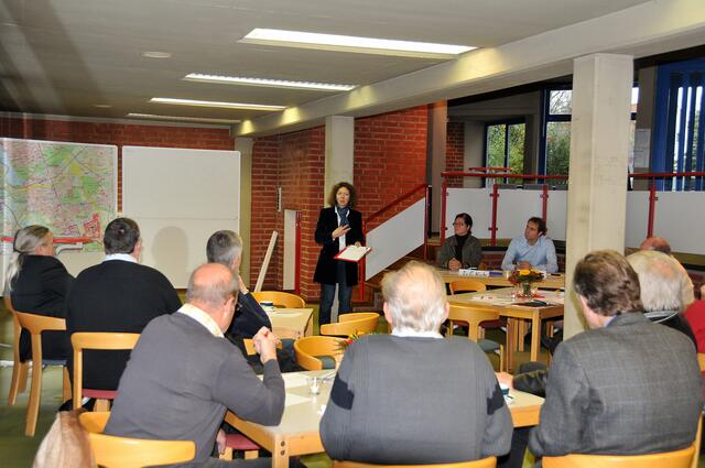 Diskussion im Nachbarschaftstreff