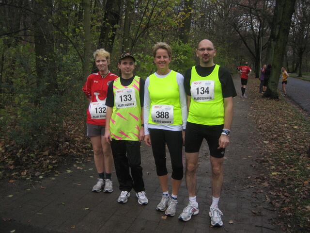 Post SV Läufer vor dem Start: Mandy Kause, Daniel Zittier; Birgit Walter und Jochen Zittier