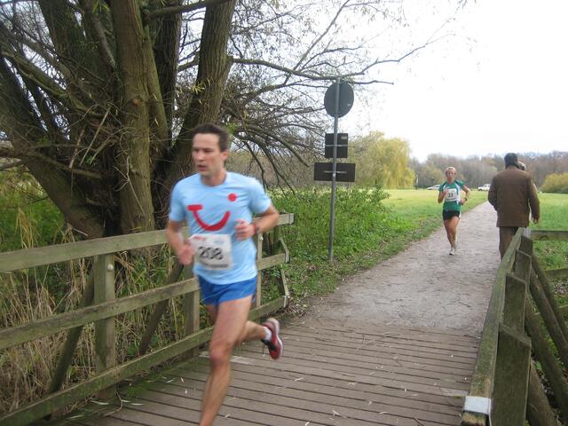 Jens Grothe und Ulricke Dreißigacker bei Kilometer 9,5