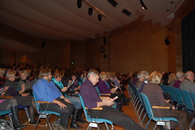 Gut besuchte Stadthalle