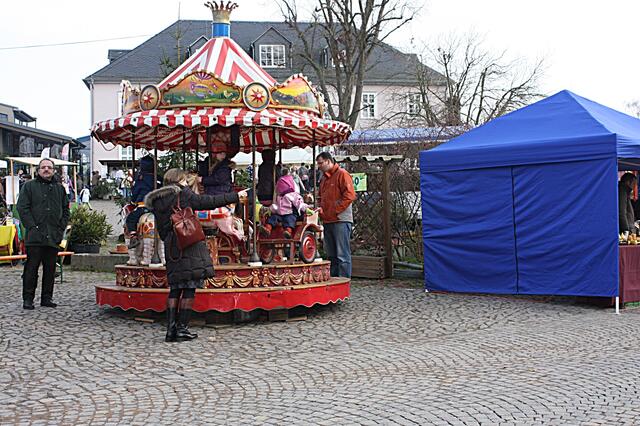 Der Kinderkarussel war bei den Kindern sehr beliebt