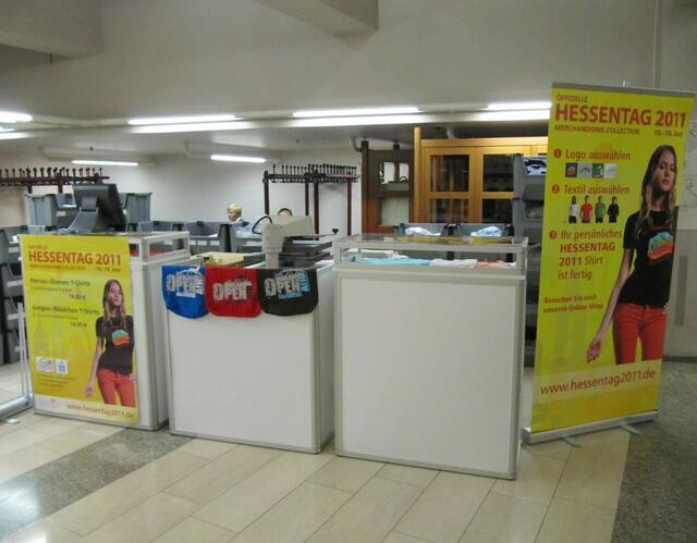 Verkaufsstand für Fanartikel