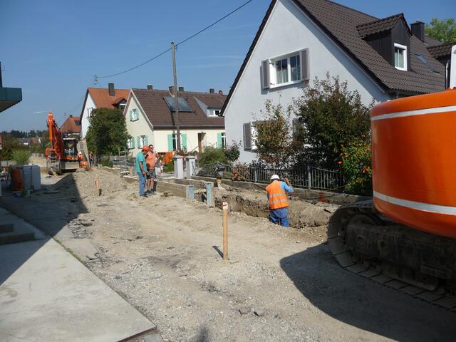 Beim Straßenbau in der Ludwig-Thoma-Straße wurde u.a. der Kanal und die Wasserleitung erneuert. Die Maßnahme wird im Frühjahr 2011 abgeschlossen | Foto: Marktgemeinde Meitingen