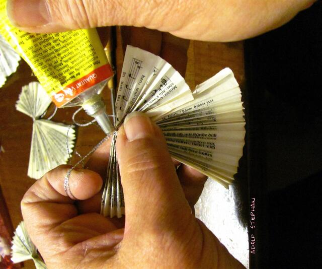 Die Mitte bekommt einen Kleberpunkt