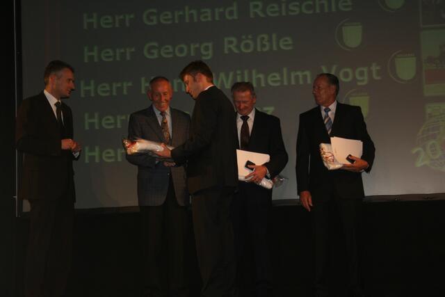 Leichathletik Senioren (leider waren nur drei Herren anwesend). Alle Geehrten: Erwin Losert, Gerhard Reischle, Georg Rößle, Hans-Wilhelm Vogt, Stipo Knez und Erich Sturz