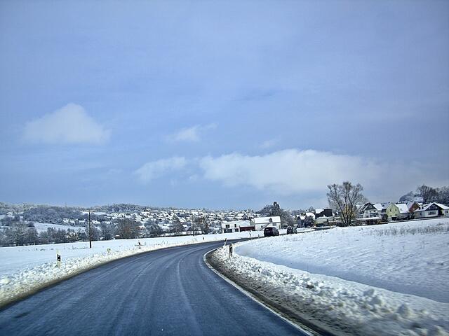 Homberg in Sicht und die Strassen sind frei von Schnee