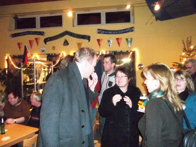 Im Vordergrund: Matthias  Miersch, Silke Lesemann, Andrea Seubert, Miriam Rathmann