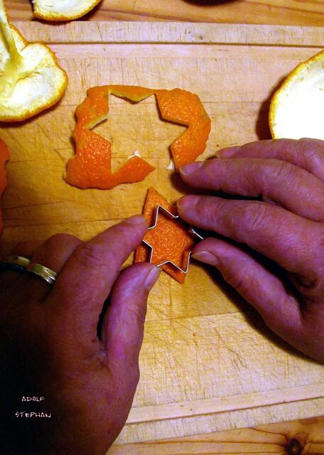 . . . aus diesem die Mitte, einen kleinen Sern herausstechen.