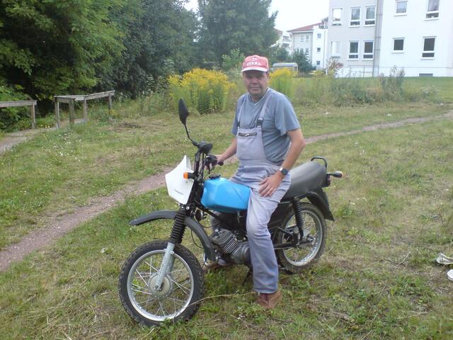 auf dem Moped | Foto: Ronny Ullrich