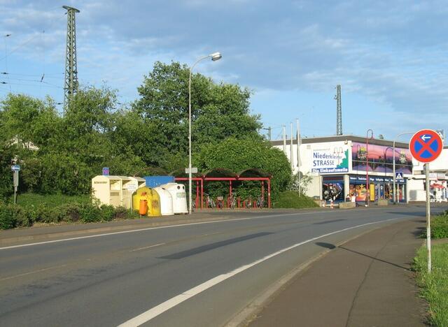 Die alte Fahrradabstellanlage in der Niederkleiner Straße (03.06.2008)