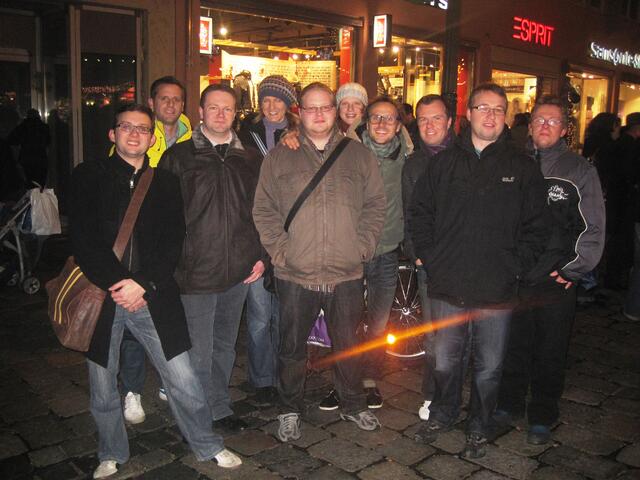 Das myheimat-Team bereit zum Glühweintest