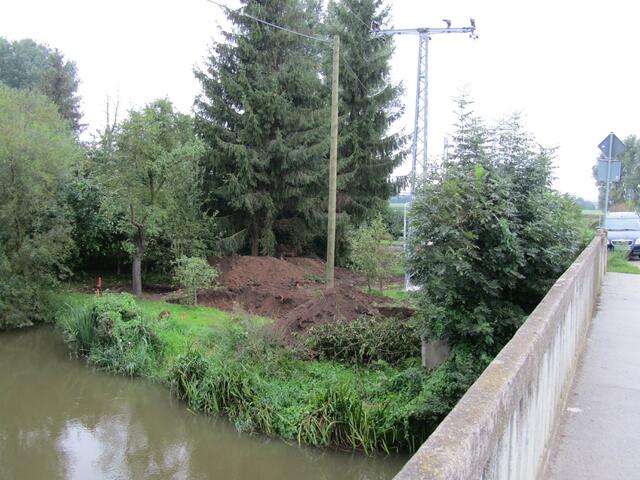 Fundamente für die Fußgängerbrücke.