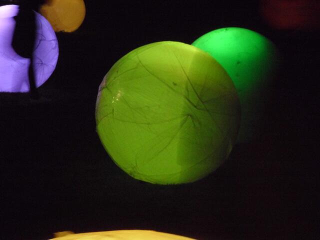 ...Und seltsame Planeten...