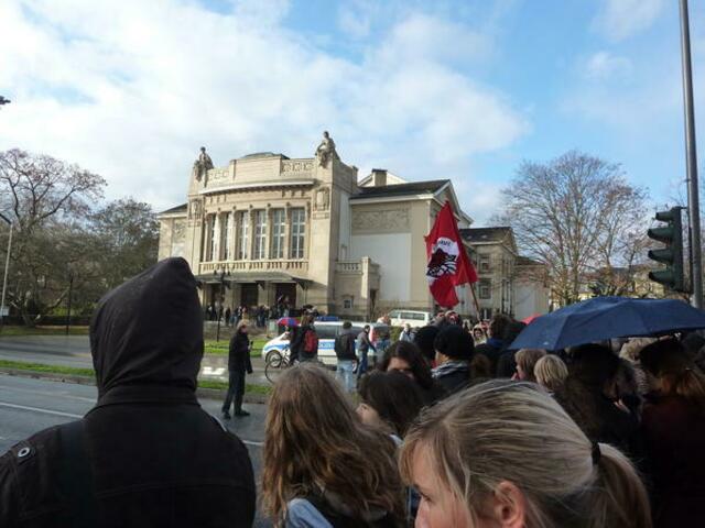 DEMO in Gießen - miserable (Hoch)Schul- und Kultur-Politik; Bild W.H.