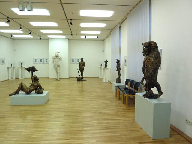 DIEKMANN-Schau: „Minotaurus“-Monster & Sexistisches-Leidendes - so Direktor HÄRING im Alten Schloss GI; a&s-Mutante. 22/1/11.W.H.