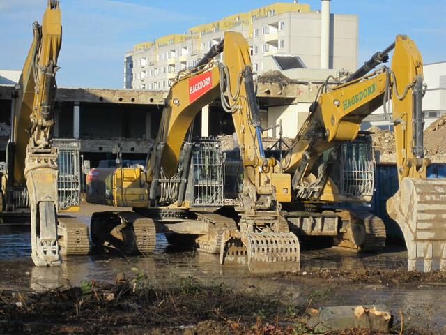 © hunderthoyer 2010