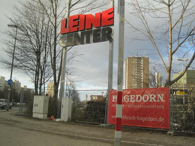 © hunderthoyer 2010