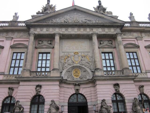 Eingangsportal des Deutschen Historischen Museums