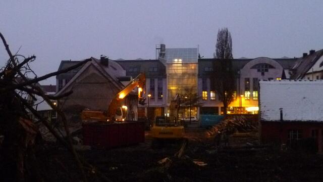 Auch abends wird noch gearbeitet