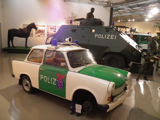 Diensttrabi ...