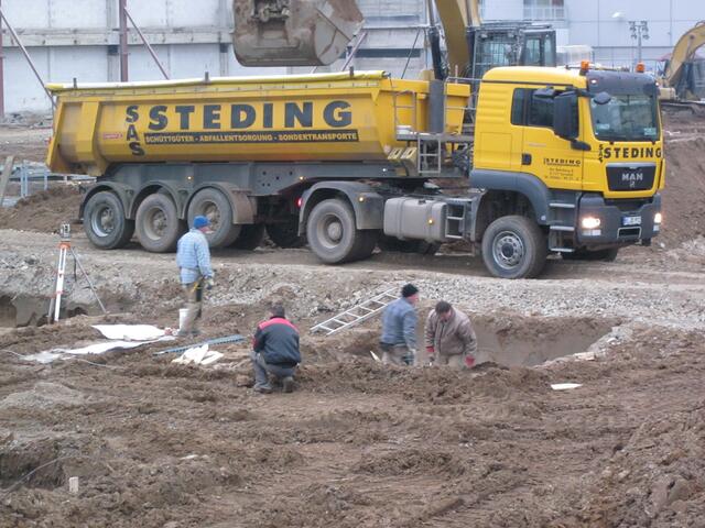 es wird an jeder Ecke gearbeitet .....