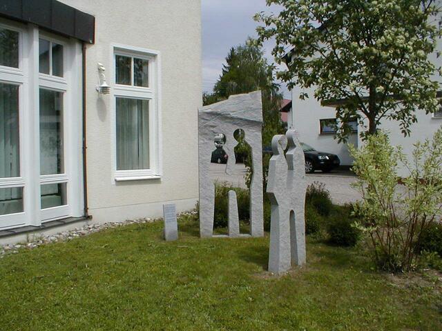 Das Motiv "Ein Paar an der Paar", das im Rahmen der Paarcours von Steinmetz Seidl aus Friedberg geschaffen wurde