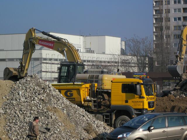 und auch weiter verladen .....
