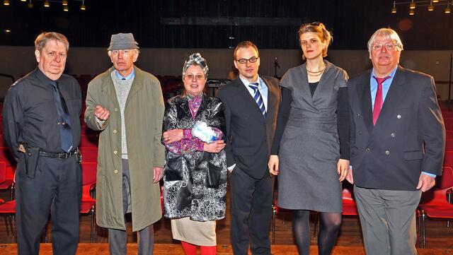 Sie stehen auf der Bühne