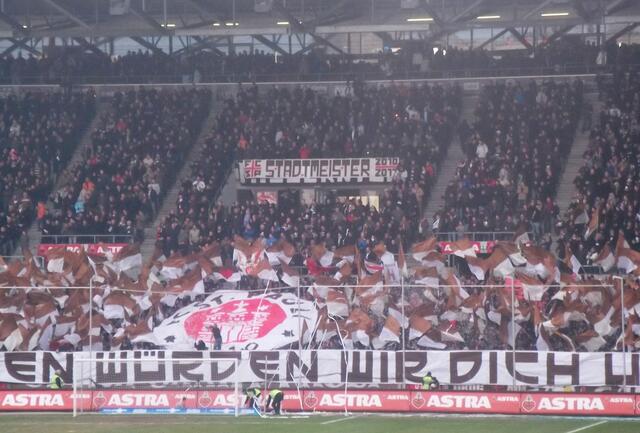 St. Pauli feiert immer noch den Sieg über den großen HSV