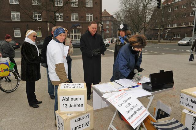 Auch für das Abi nach 13 Jahren nahm er sich Zeit.