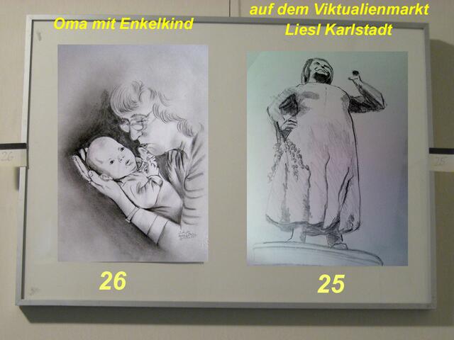 26 Oma mit Enkelkind - 25 Liesl Karlstadt am Viktualienmarkt - Foto-Ausstellung  zum Tag der Frau