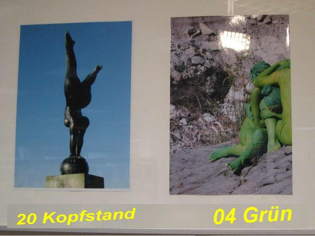 20 Kopfstand + 4 Grün - Foto-Ausstellung  zum Tag der Frau