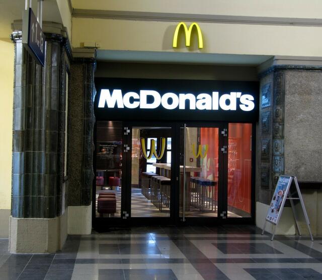 Was ist mit dem gelben M passiert? (12.02.2011)