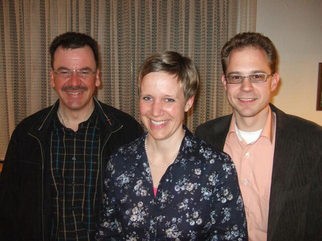 Ein Dreierteam an der Spitze: Vorsitzende Claudia Riemensperger, Stellvertreter Anton Büchele (links) und Martin Jäger.