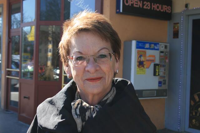 Hannelore R-G aus Meitingen