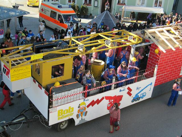 Die "Wertinger Zusam-Narren" führten den Umzug an.