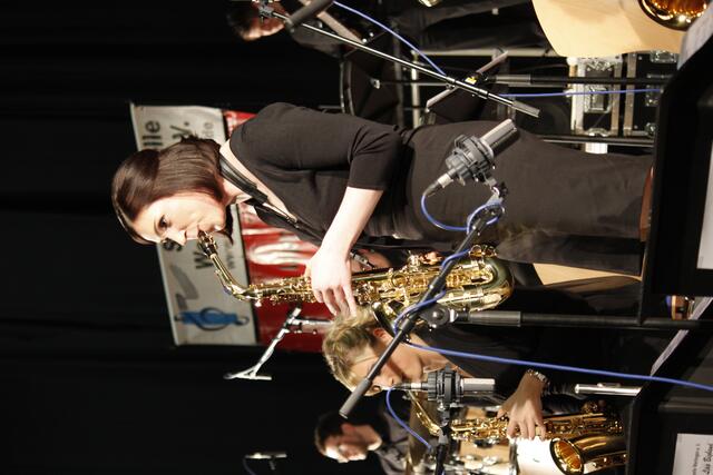 The Catfish mit "funky" Barbara Mayr am Altsaxofon.