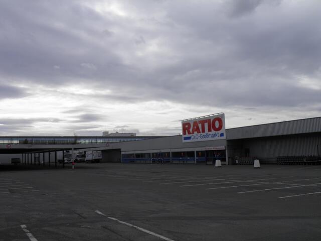 an einem Sonntag ist hier natürlich auch stille .....