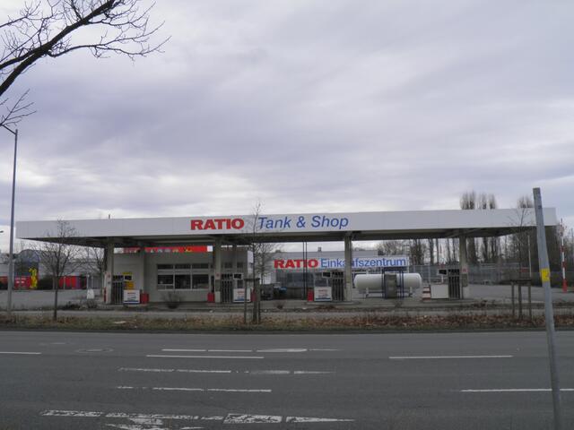 auch hier kann man weiterhin günstig tanken .....